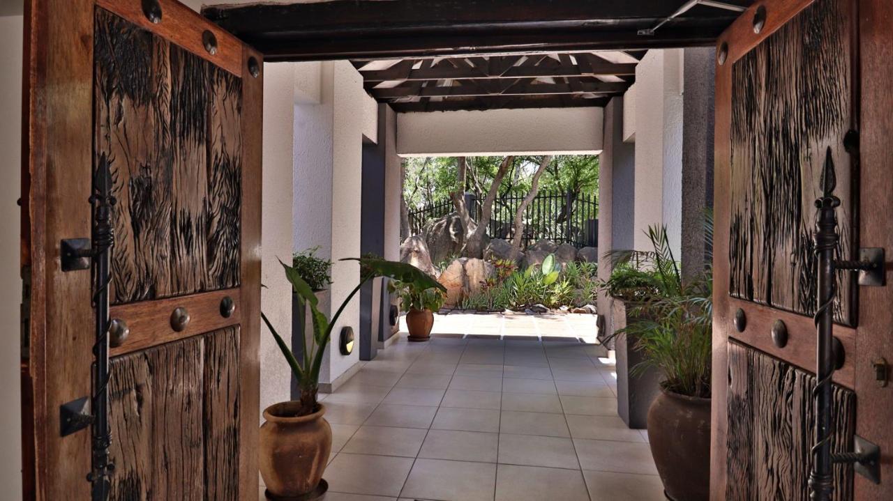 Khayalami Hotel - Mbombela Екстериор снимка