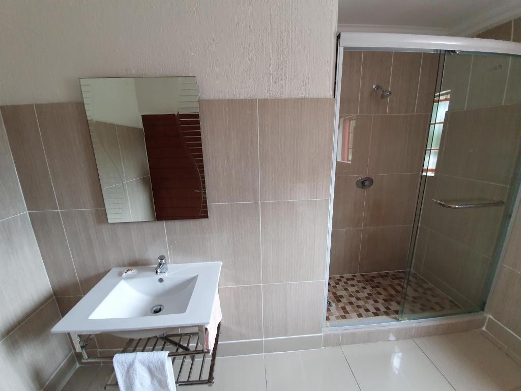 Khayalami Hotel - Mbombela Екстериор снимка