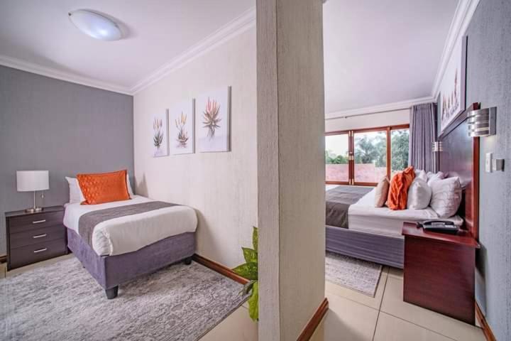 Khayalami Hotel - Mbombela Екстериор снимка